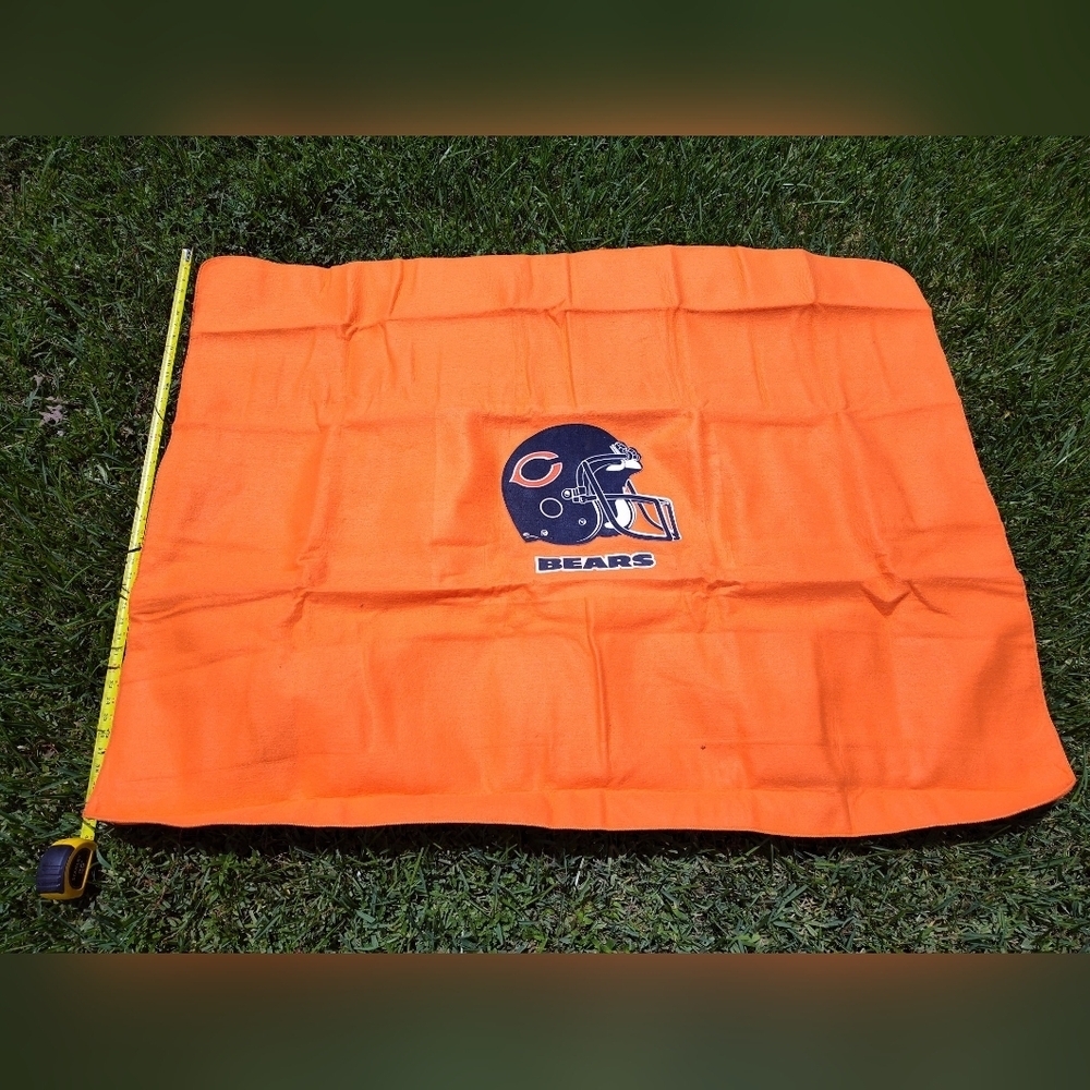 VINTAGE 40x60 1980's Chicago Bears Stadium Blanket. Never Used Original Package